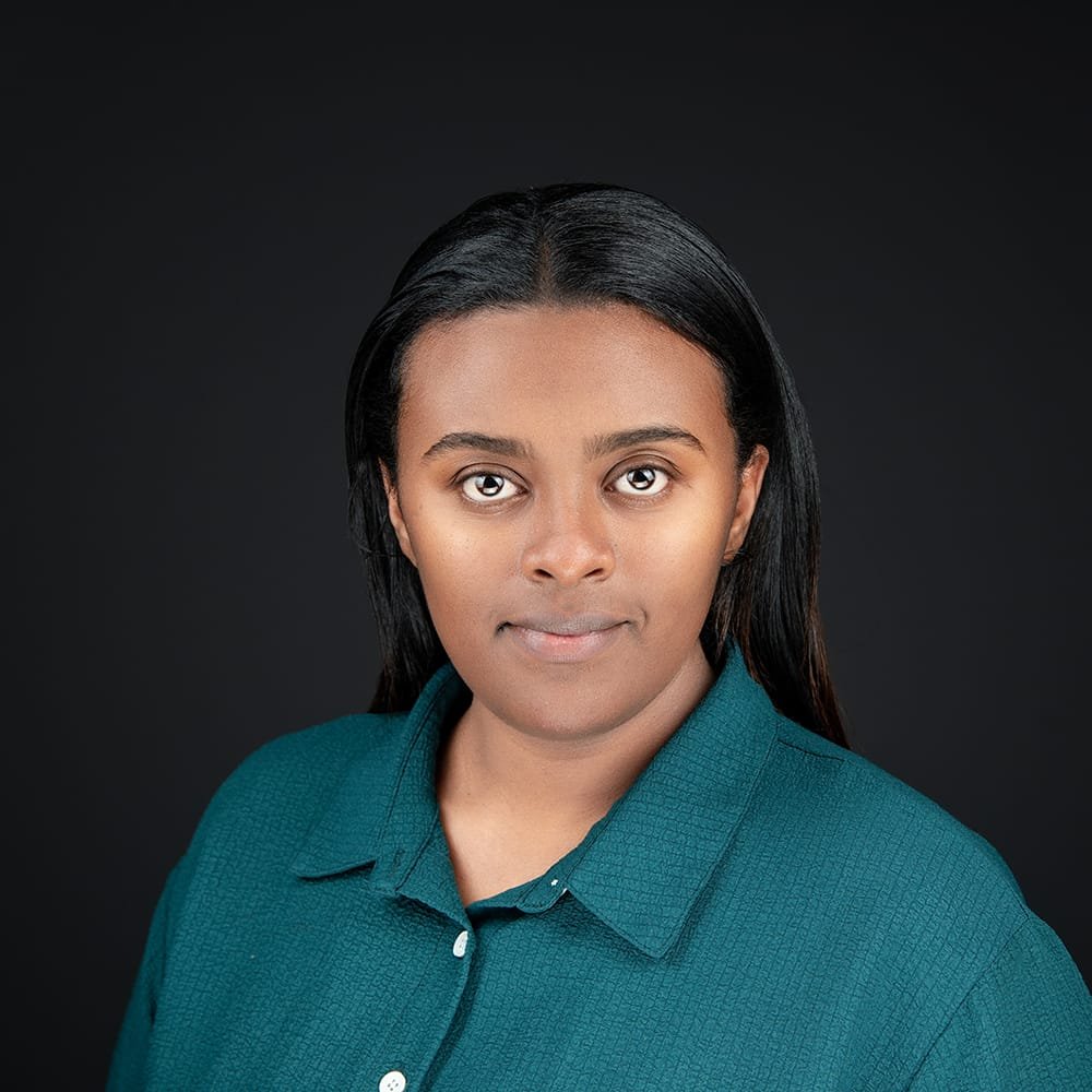 headshot-with-yafeit-Haru-6-of-12